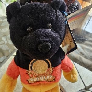 Limited Treasures  Euro Bear with Coin - Germany Deutschland